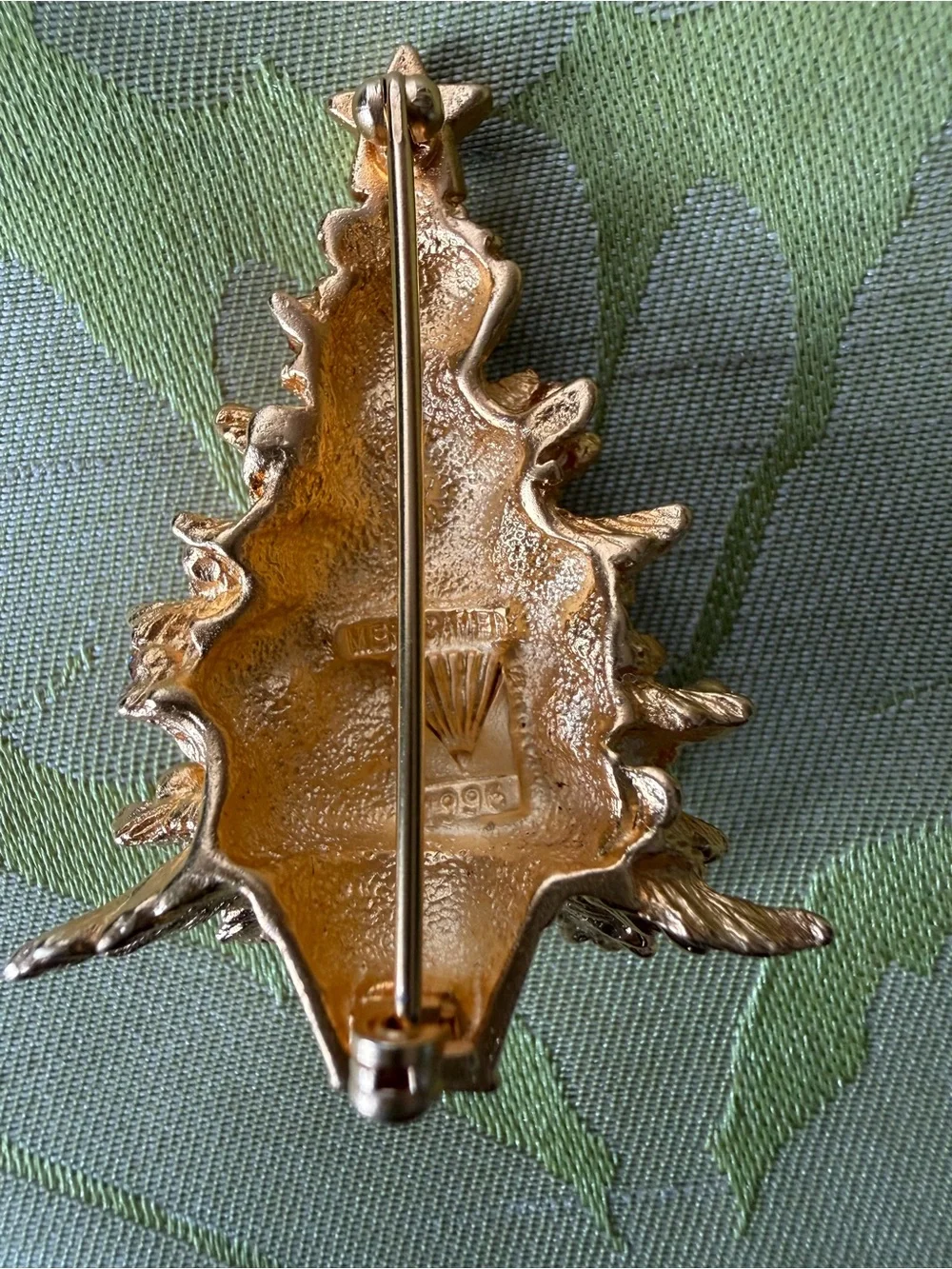 MERKSAMER matte Gold-tone Christmas Tree Brooch with Multicolor Rhinestones.